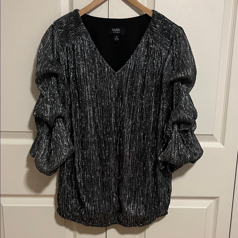 MSK, women’s top, size 1x, shimmer black with metallic silver